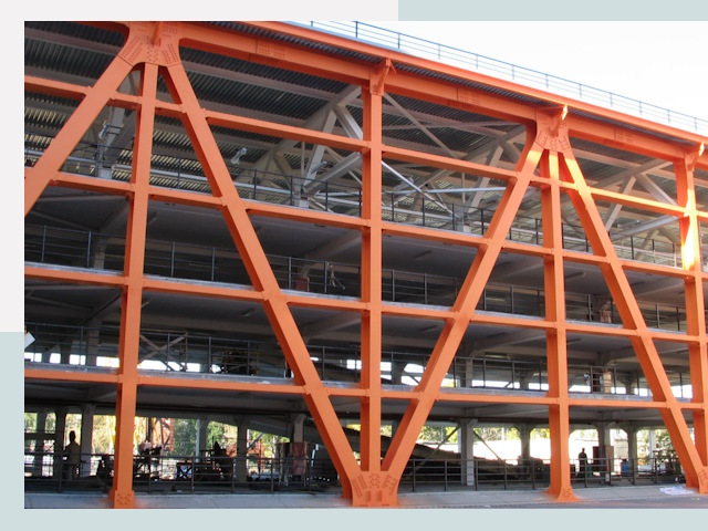 Многоуровневые паркинги в Евпатория от 632 руб.